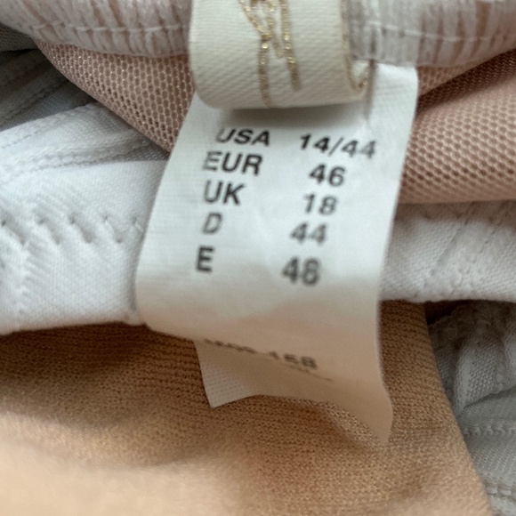 Gottex ladies winter white bathing suit - Picture 3 of 5